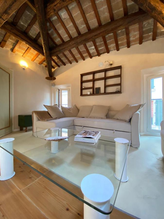 InCastrum - la soffitta in centro Ferrara Esterno foto